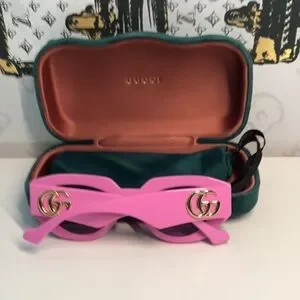 Gucci | Accessories | New Authentic Authentic Gucci Gg421s  display picture 1